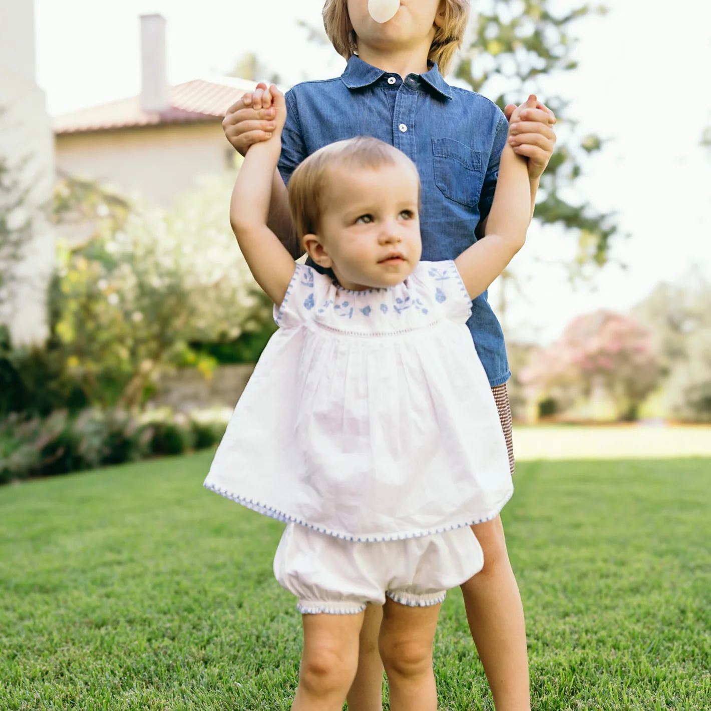 baby girls white embroidered top and bloomer set - Image 5