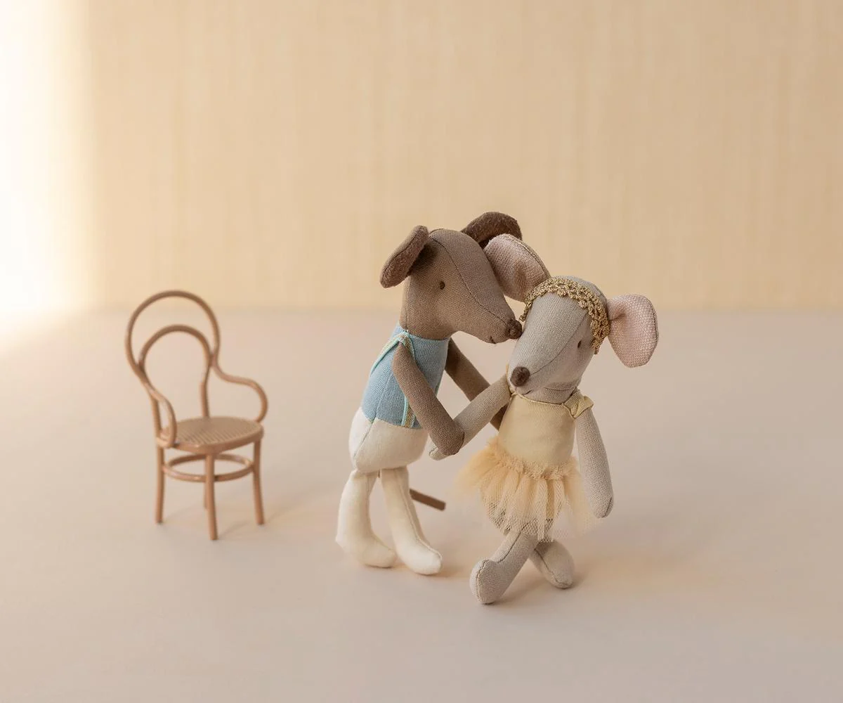 Ballet dancer mouse, Big sister - Image 3