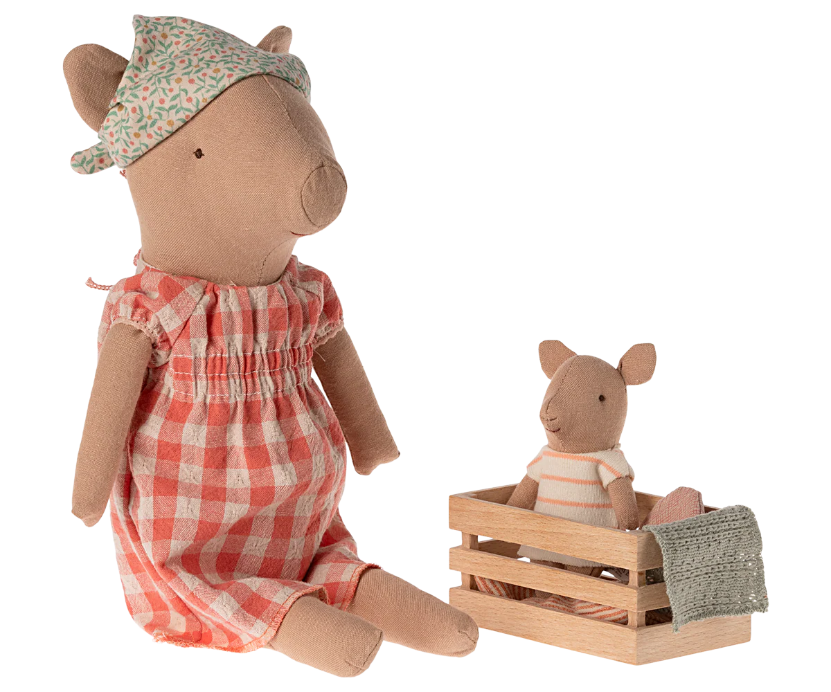 Pig - Girl - Image 2