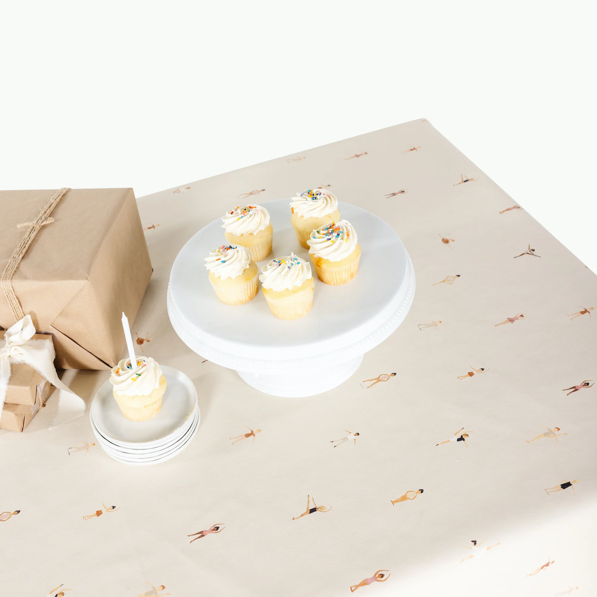 Tablecloth - Image 122