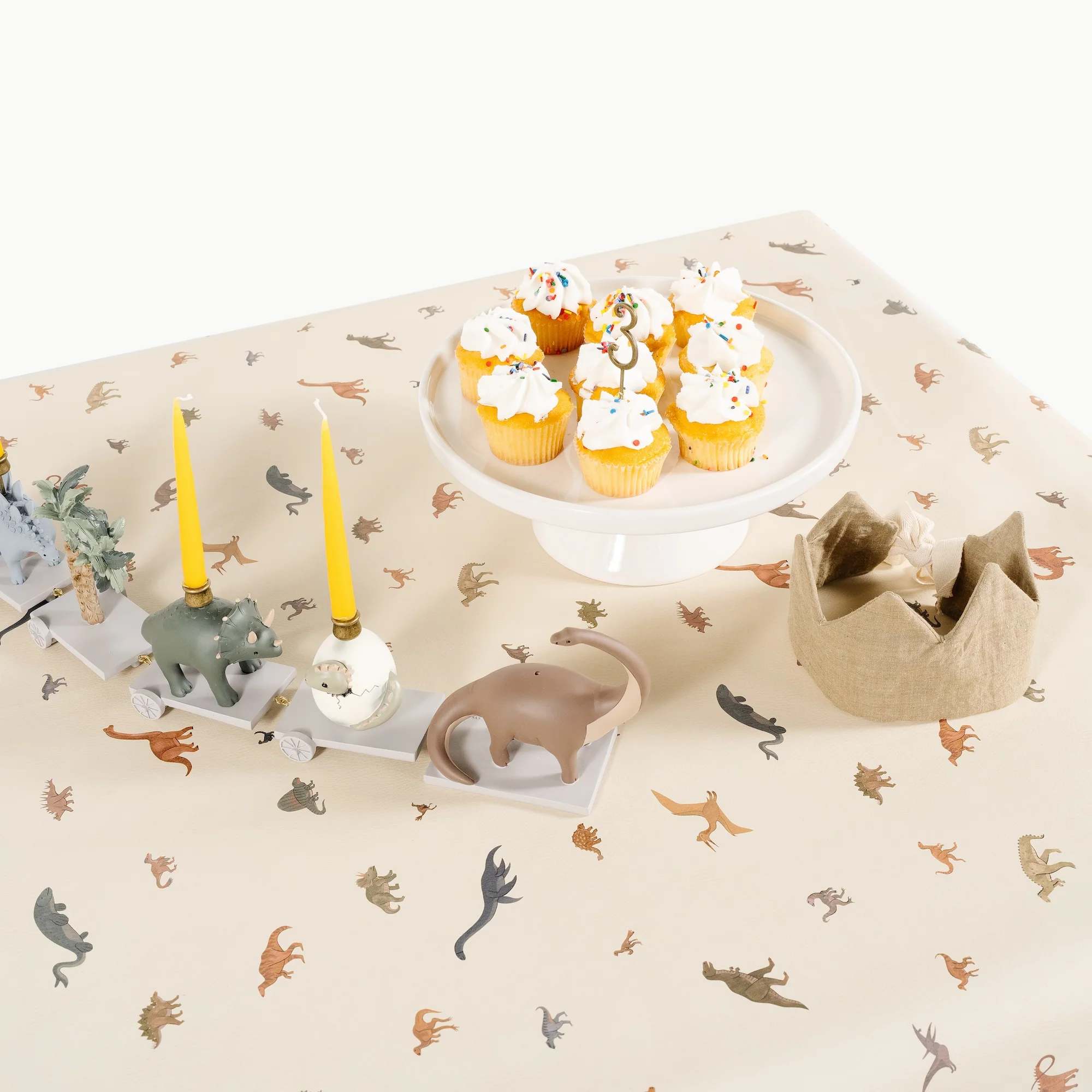 Tablecloth - Image 177