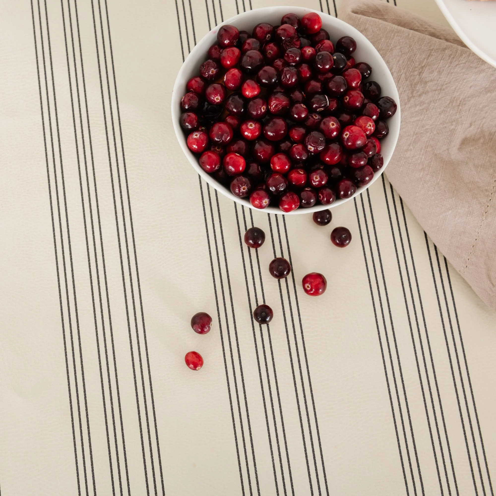 Tablecloth - Image 51
