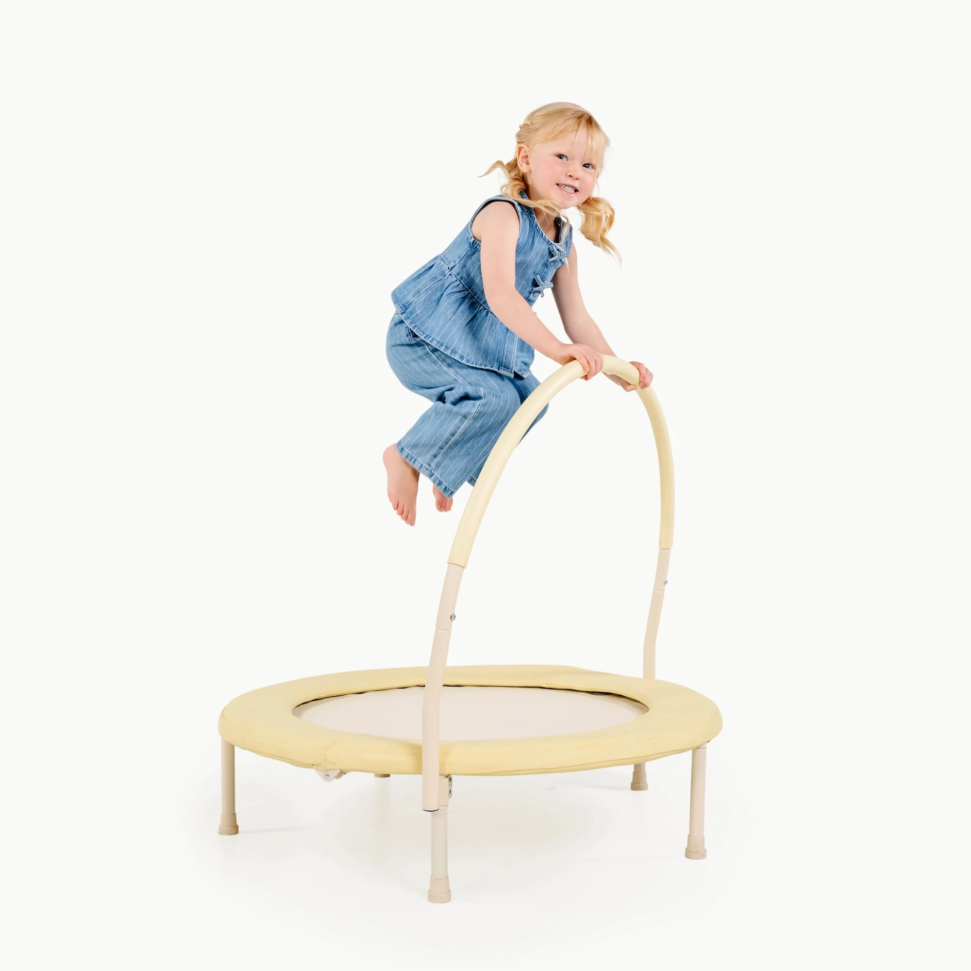 Trampoline - Image 21