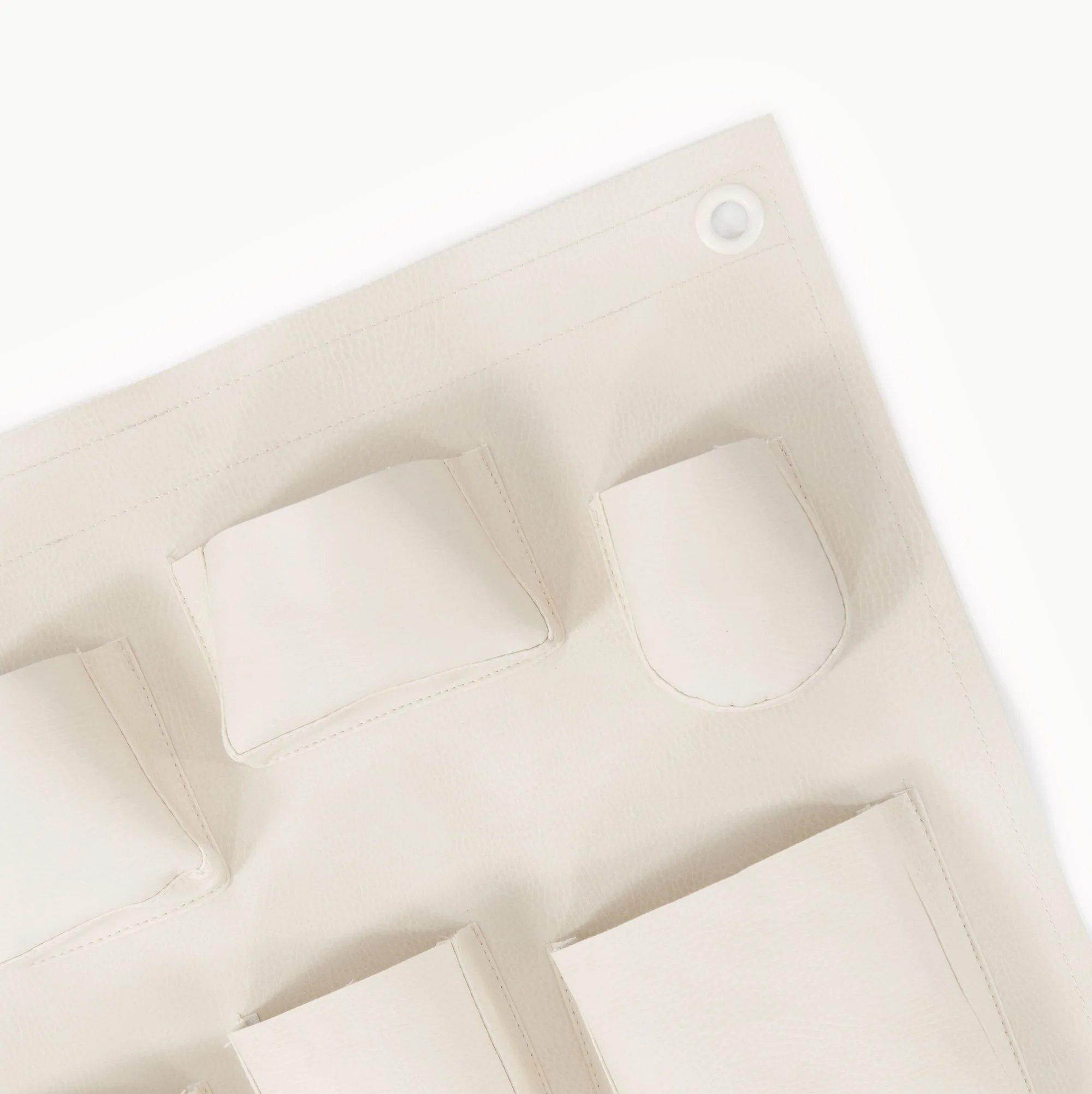 Wall Tidy - Image 12